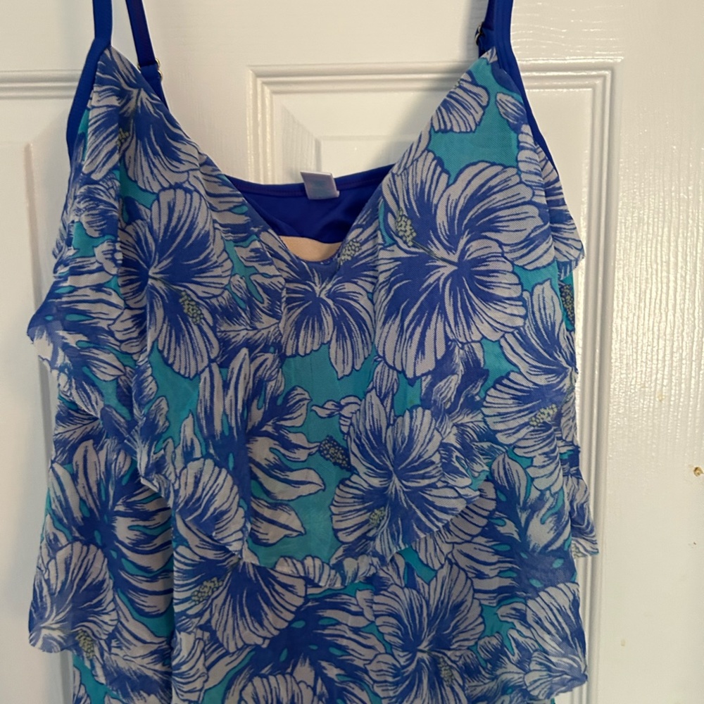 Blue Floral Tankini. Adjustable straps, flows beautifully Size 10/12